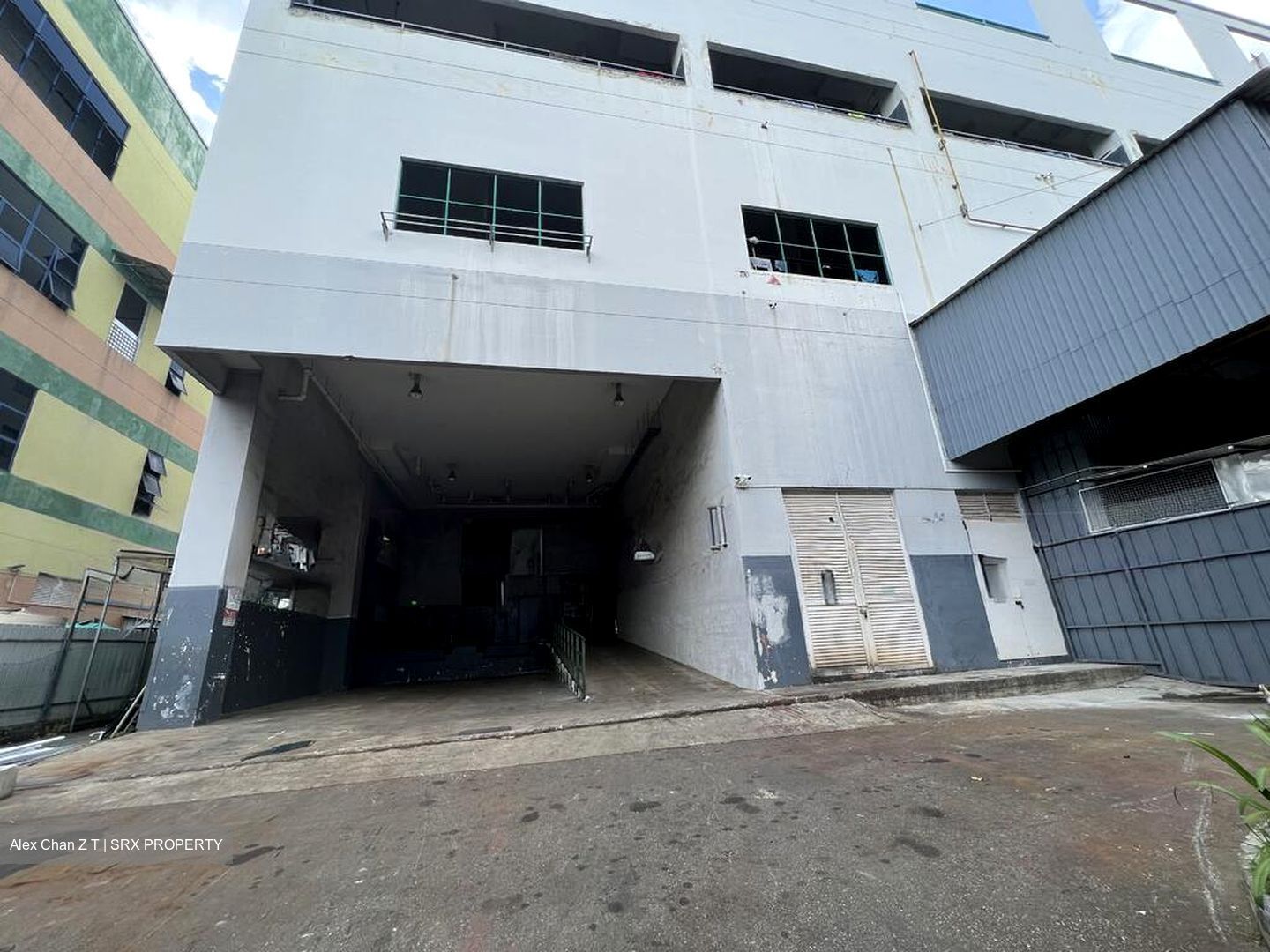 Tuas Bay Walk (D22), Factory #578700601